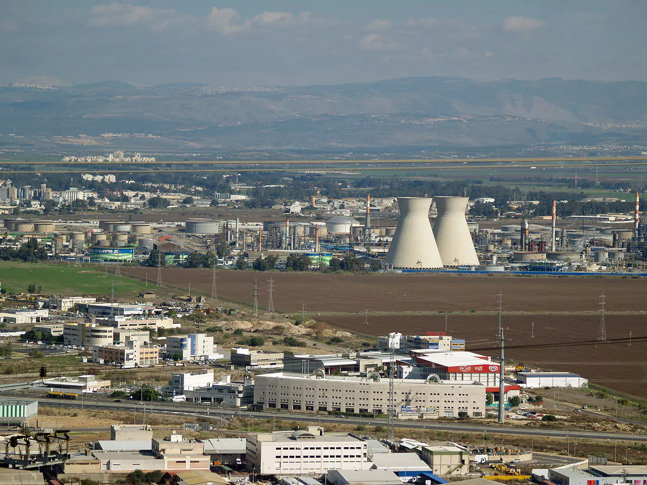 Oil refinery in Haifa